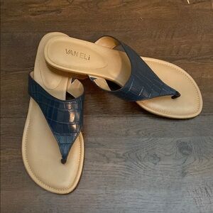 Vaneli Sandal, Jeans Croc Print (Yoanna)